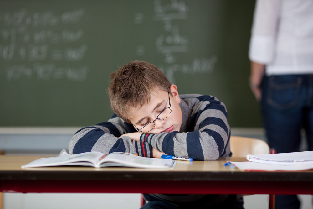 學生睡眠不足原因常與過大的課業壓力有關